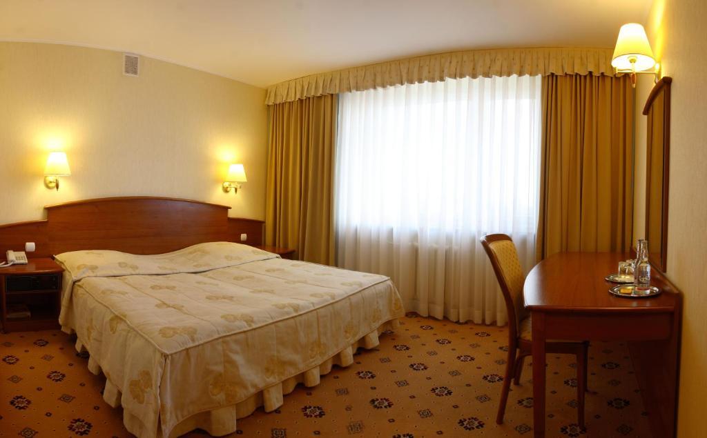 Hotel Prezydencki 3-Star Rzeszów Habitación foto